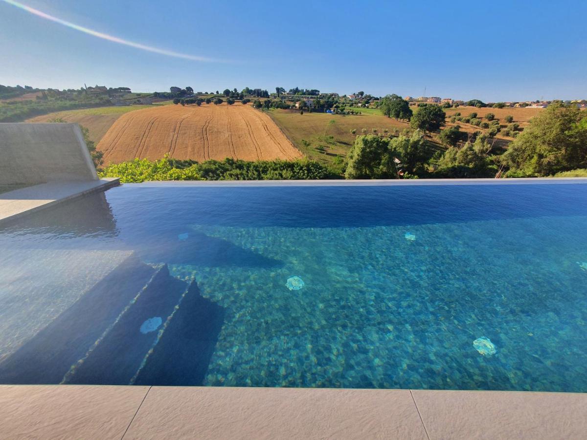 Casa Lunaria B&B Porto SantʼElpidio Εξωτερικό φωτογραφία