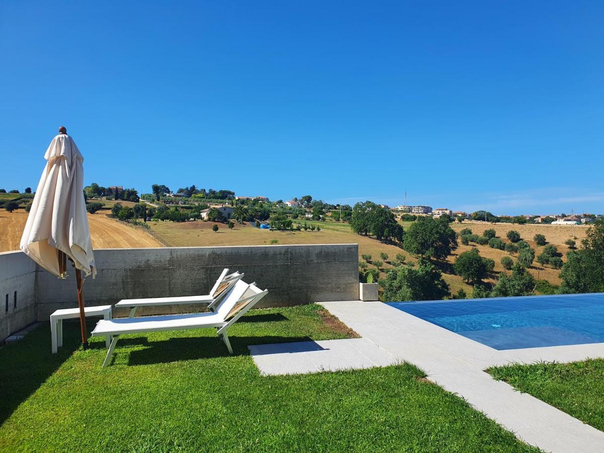 Casa Lunaria B&B Porto SantʼElpidio Εξωτερικό φωτογραφία